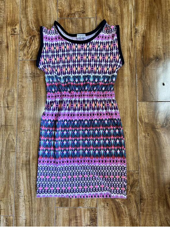 Zigzag dress, flat